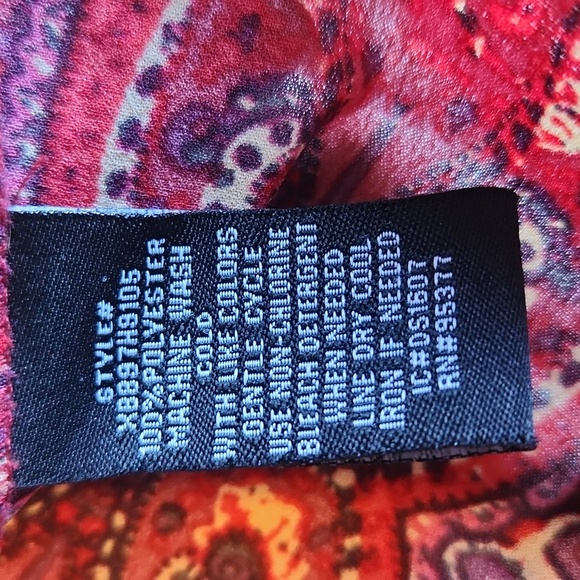 Sanctuary Red & Cream Patterned Button-Down Blouse - Picture 13 of 13